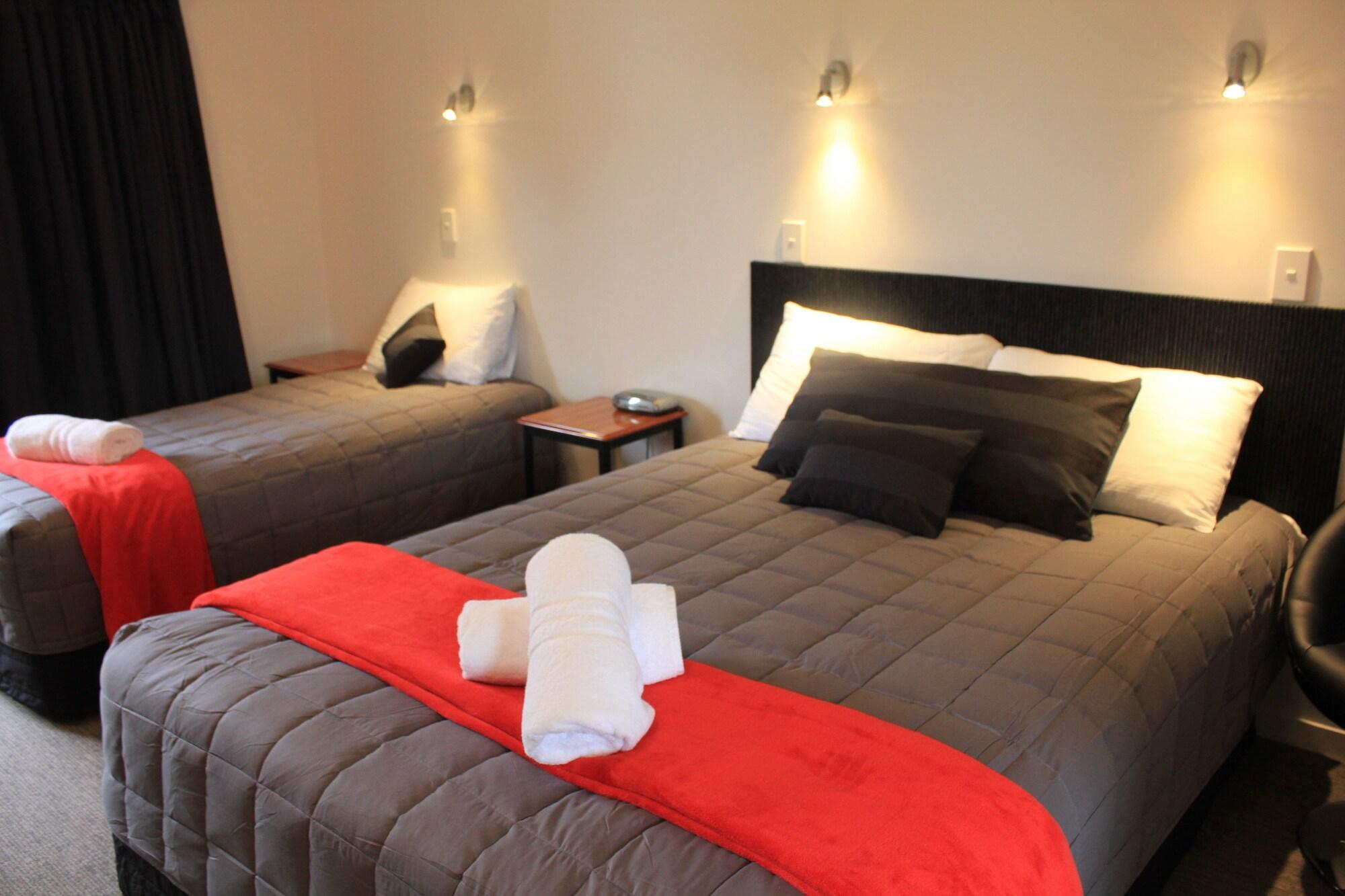 Bella Vista Motel Te Anau Εξωτερικό φωτογραφία
