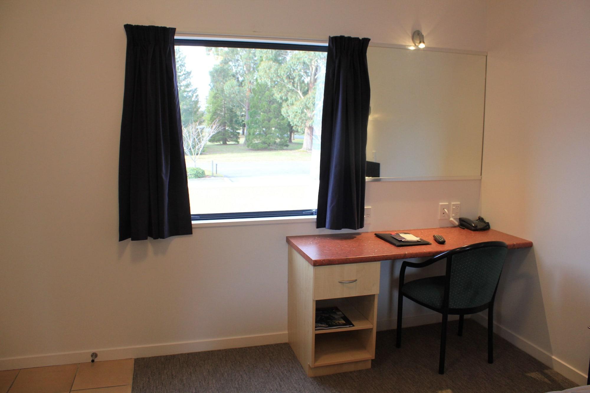 Bella Vista Motel Te Anau Εξωτερικό φωτογραφία