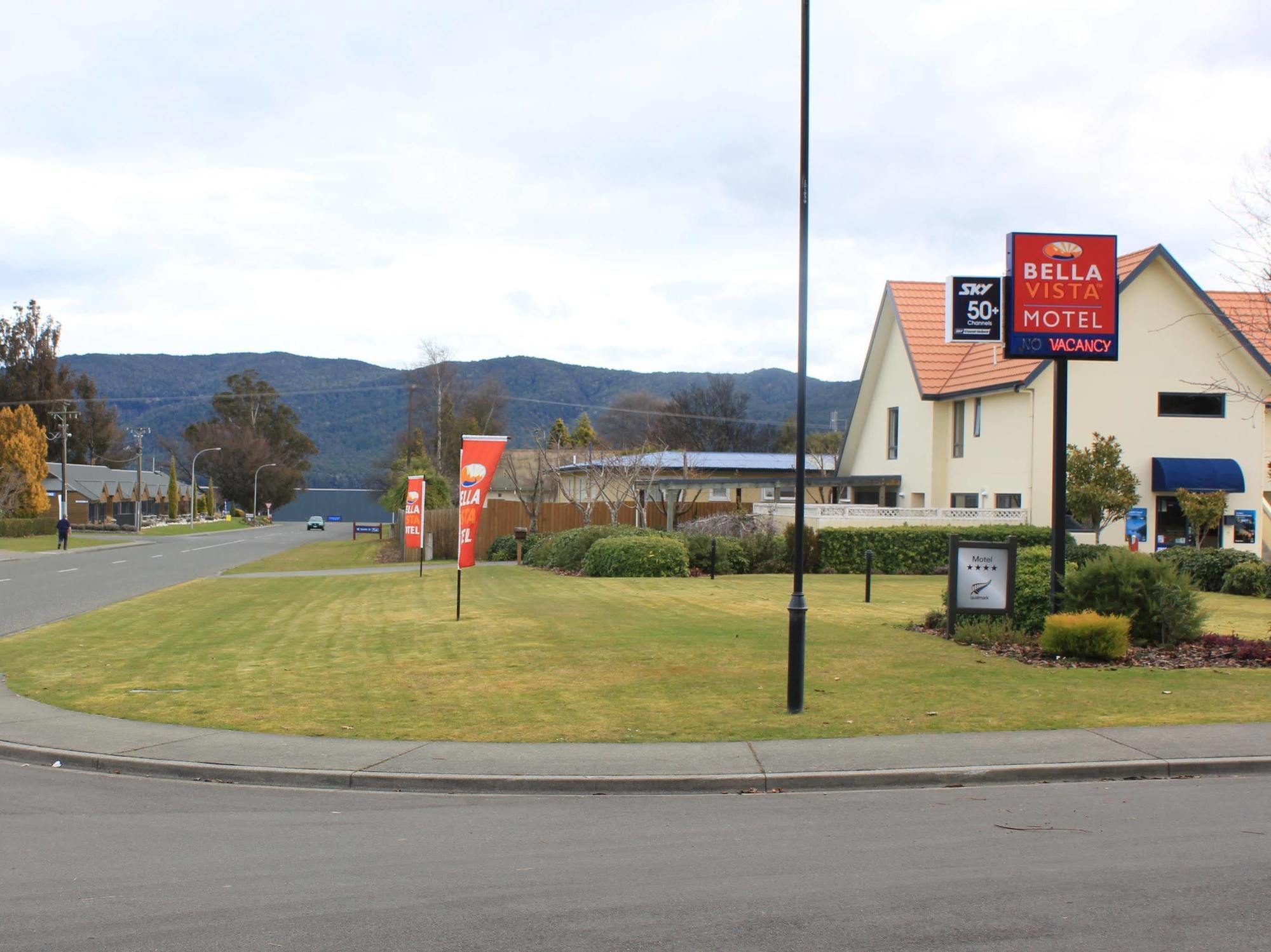 Bella Vista Motel Te Anau Εξωτερικό φωτογραφία