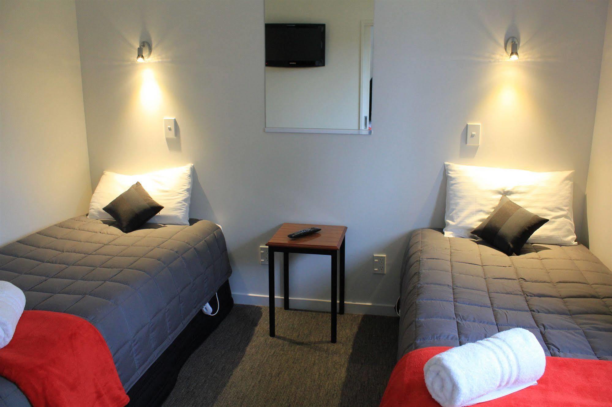 Bella Vista Motel Te Anau Εξωτερικό φωτογραφία