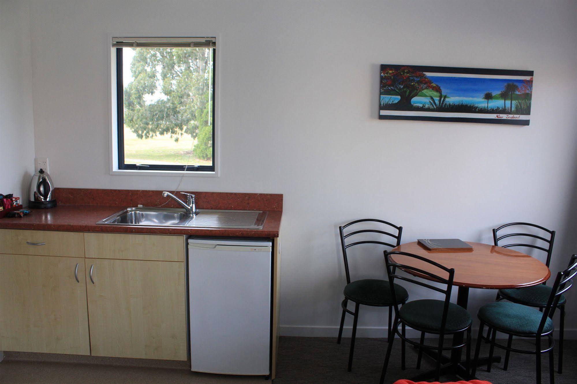 Bella Vista Motel Te Anau Εξωτερικό φωτογραφία